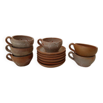 Stoneware coffee service, cups and saucers