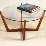Coffee table made by Lebus in solid teak