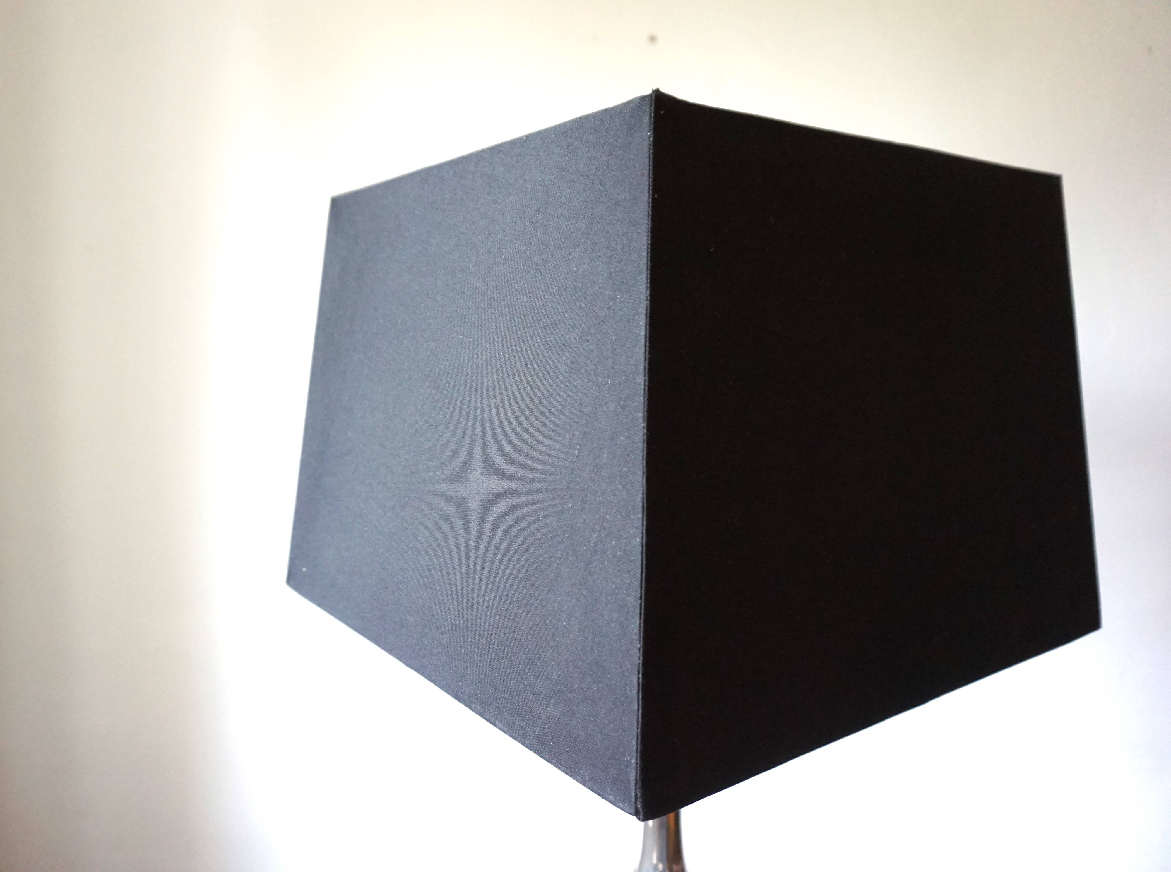 Table lamp made of chrome-plated