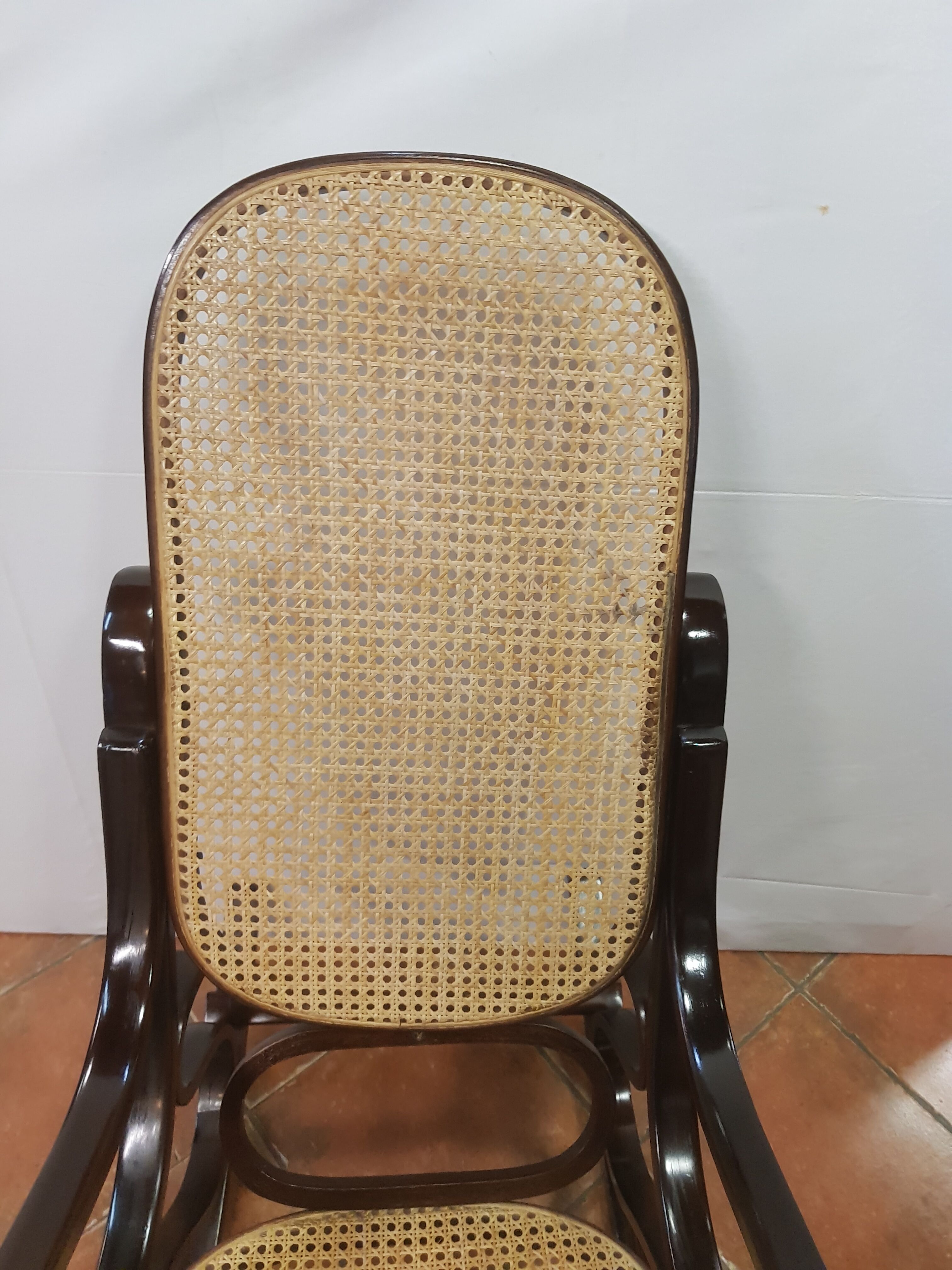 Rocking-chair curved wooden