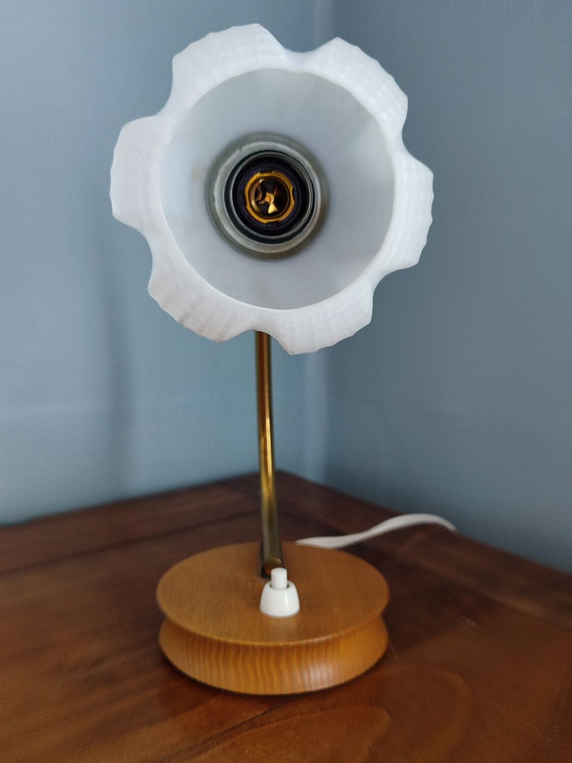 Vintage opaline table lamp