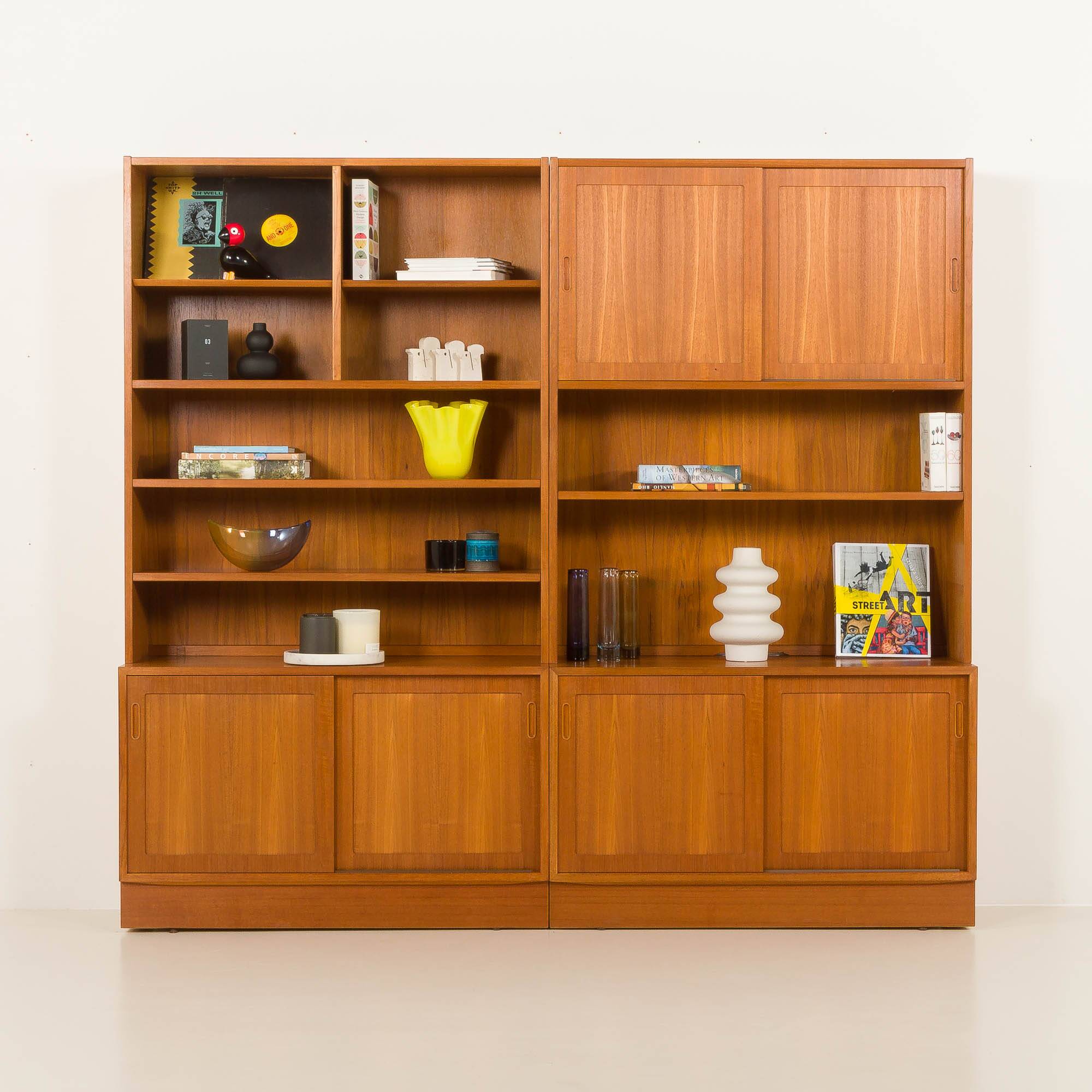Danish mid century modular bookcase in teak by Poul Hundevad , Denmark