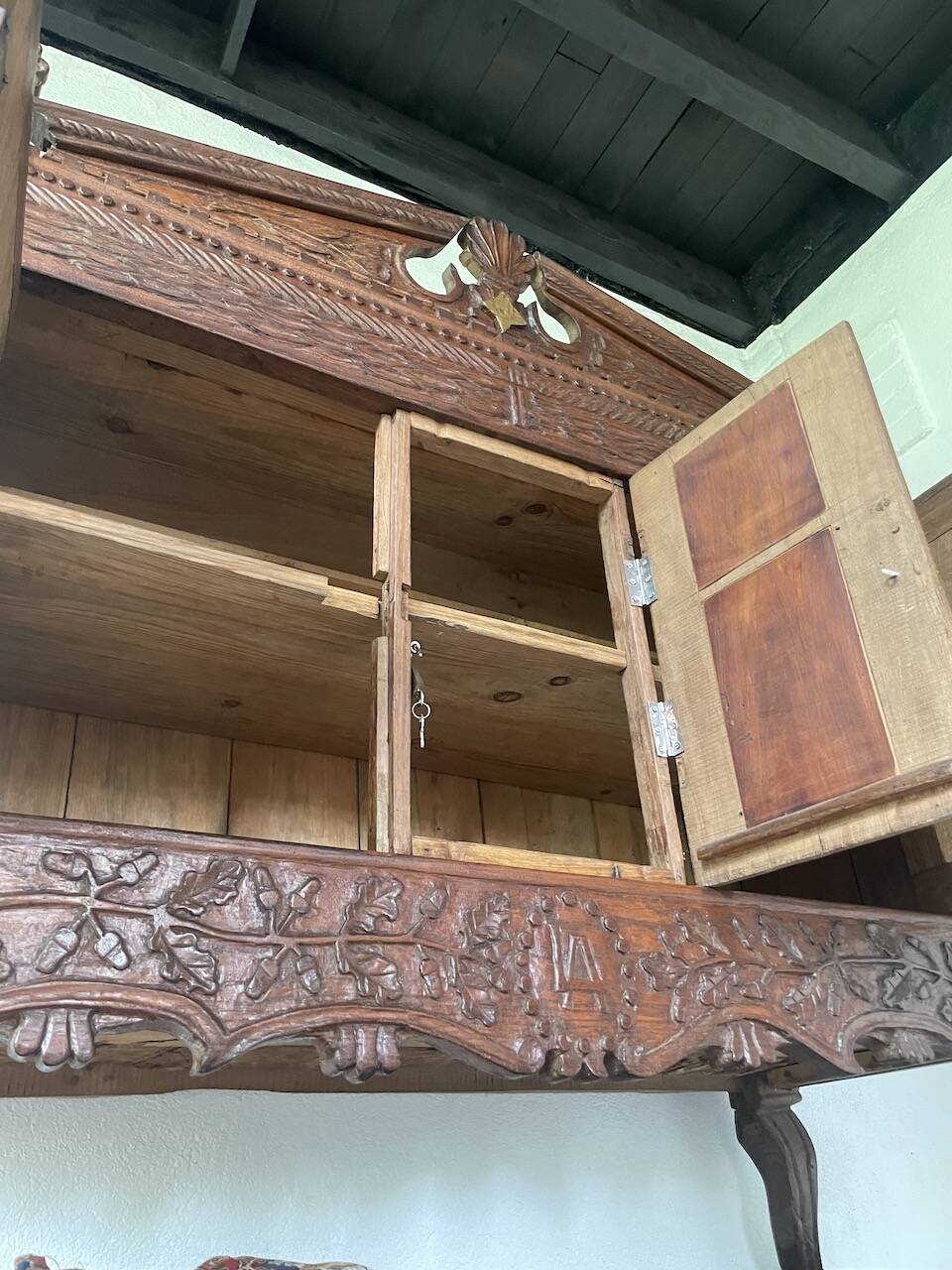 Auvergne brutalist folk art furniture 1890