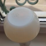 Vase balustre en opaline de Sèvres