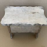 Tabouret coffre ancien