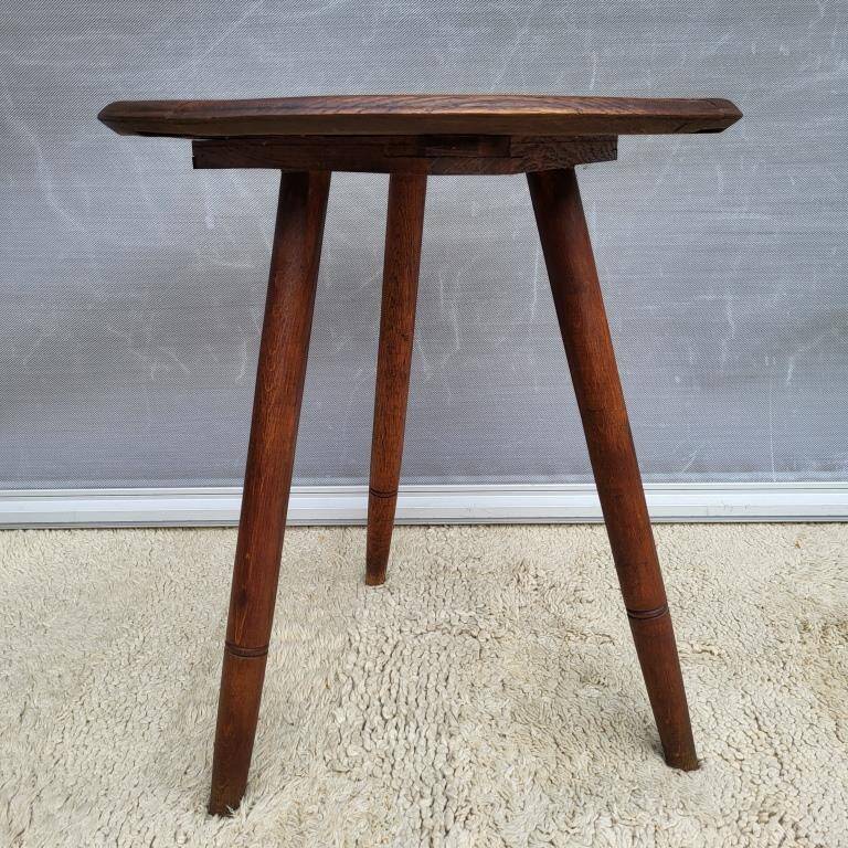 Winegrower's bistro pedestal table