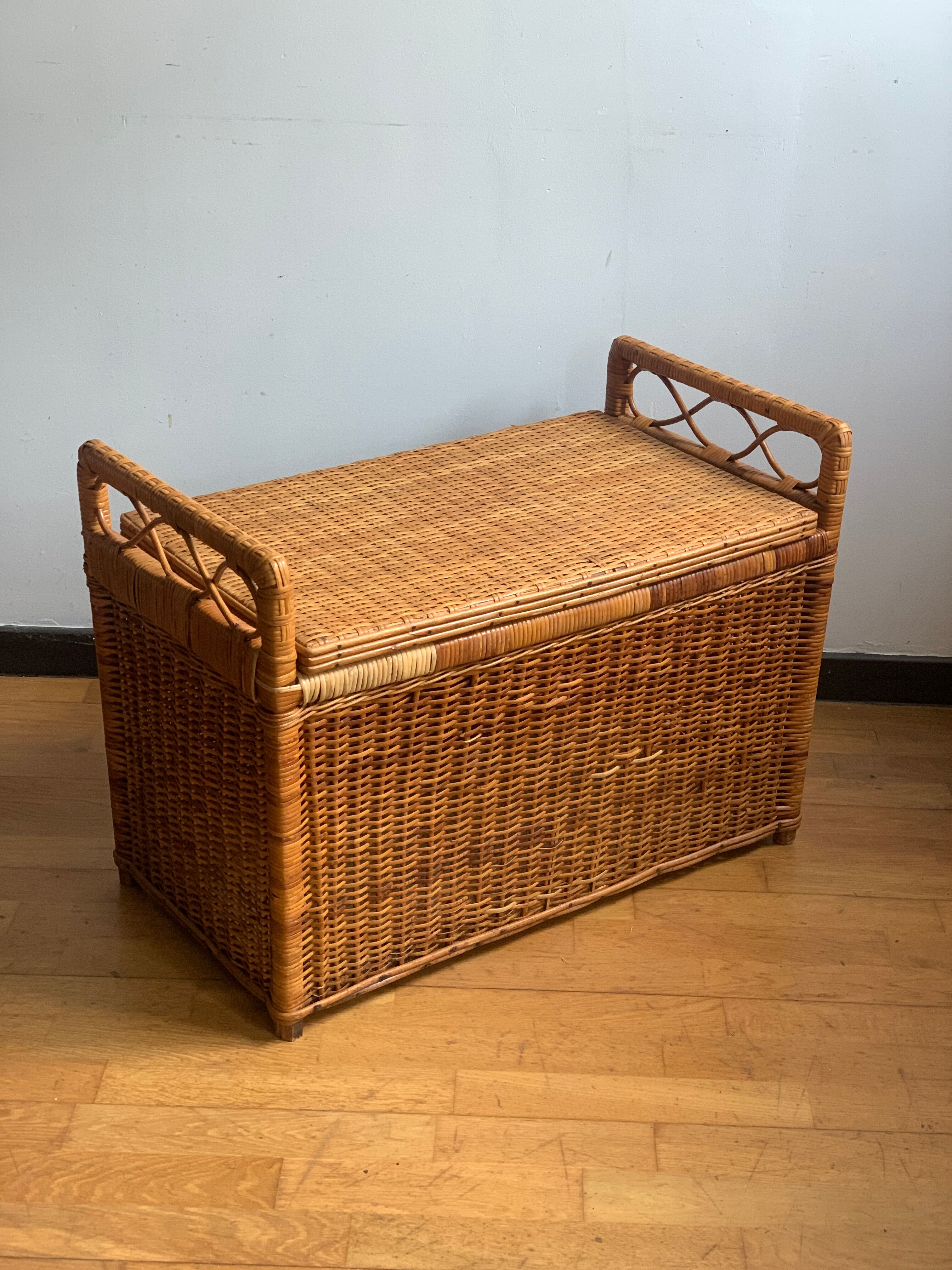 Coffre rotin vintage