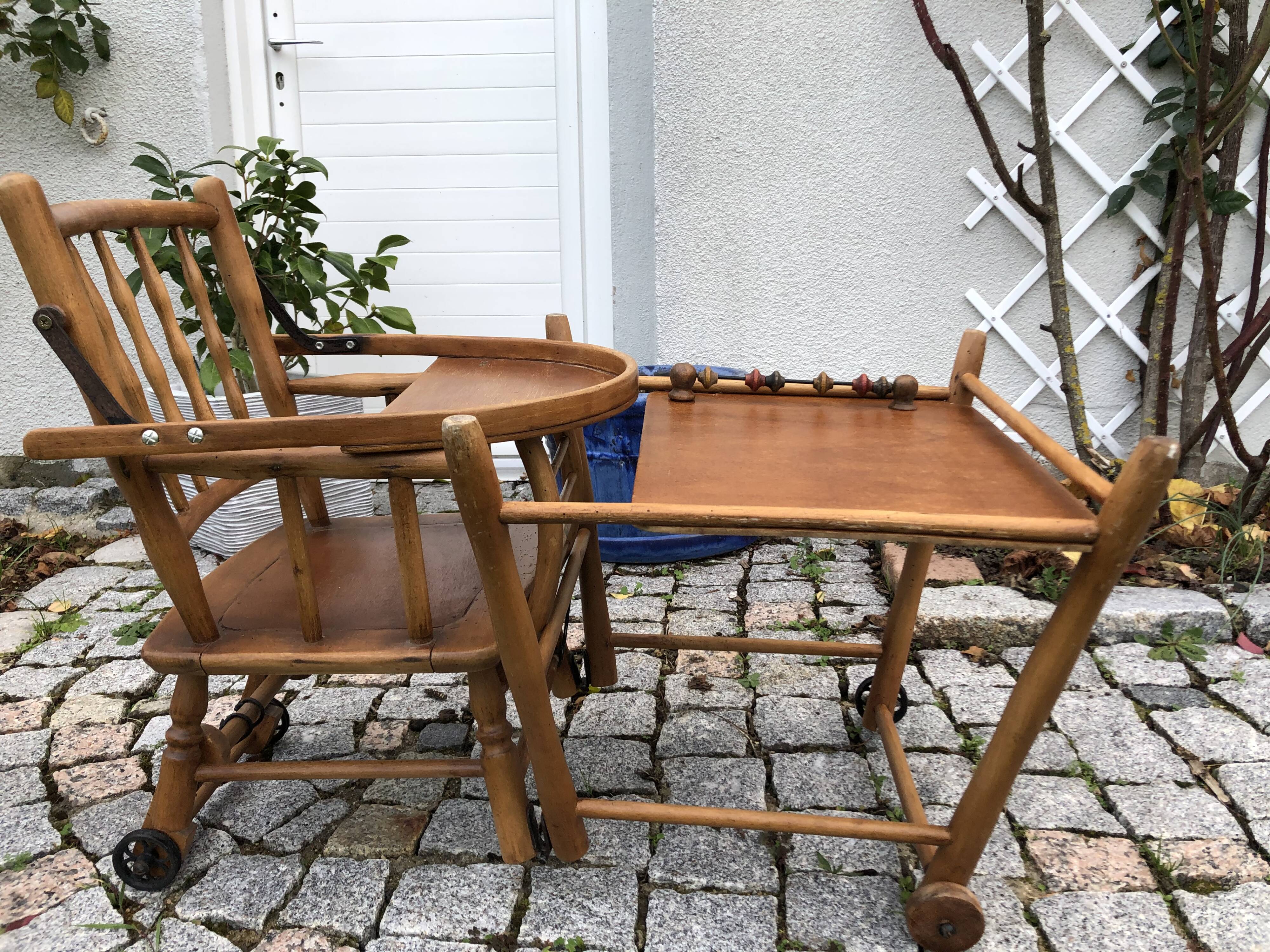 Chaise enfant en bois