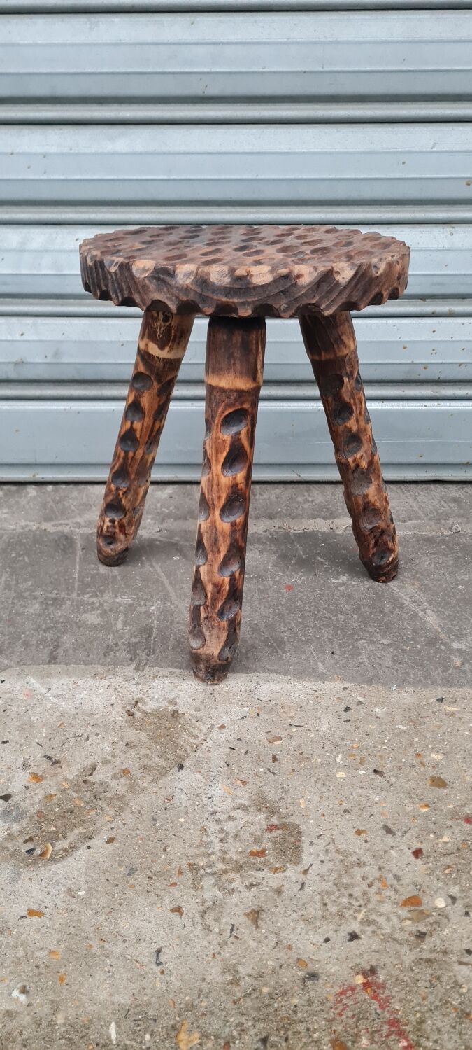Tripod stool