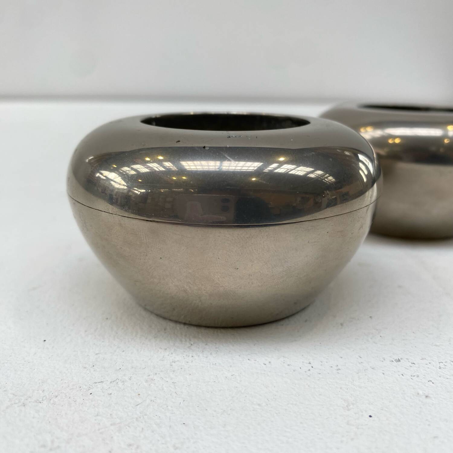 Set of two silver metal candlesticks from the 70s