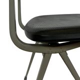 Friso Kramer Result Ahrend chair by Ahrend de Cirkel Dutch Design