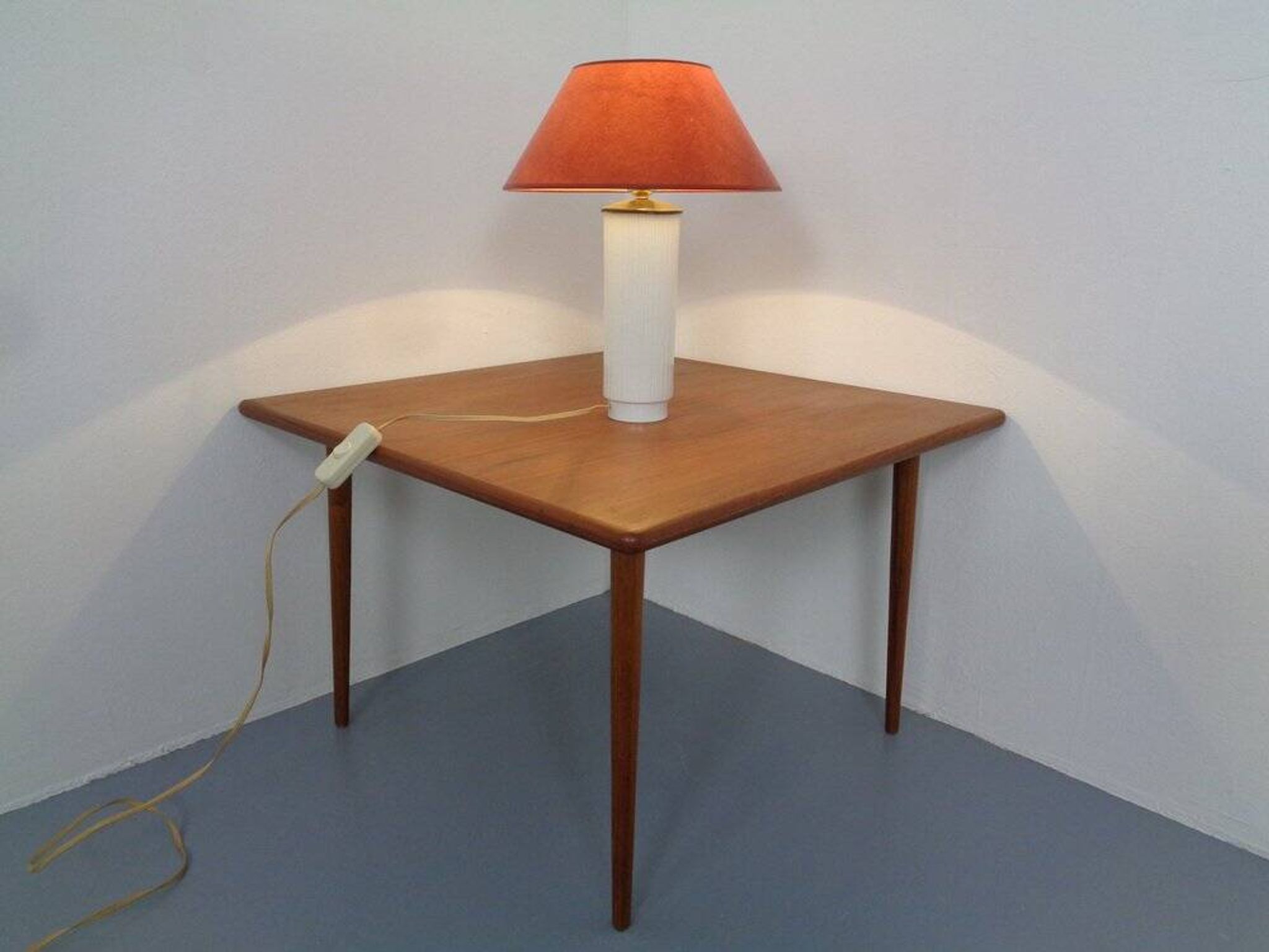 Porcelain table lamp from Rosenthal, Germany, 1960s.