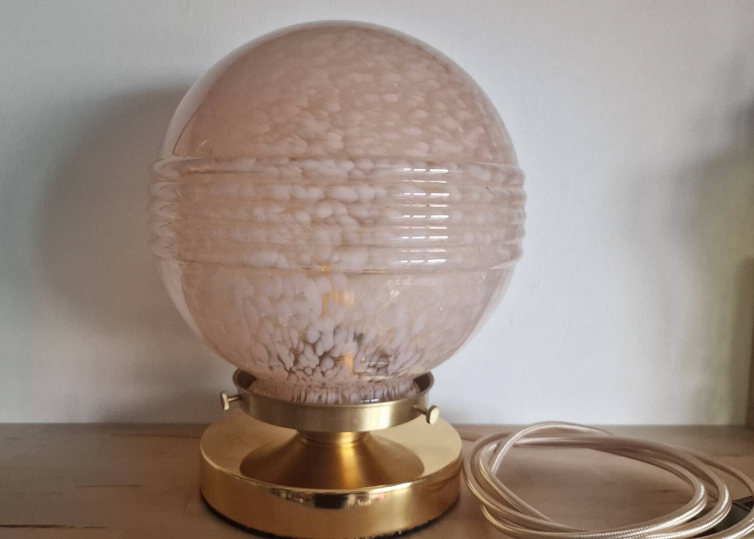 Pink Clichy glass globe in touch lamp