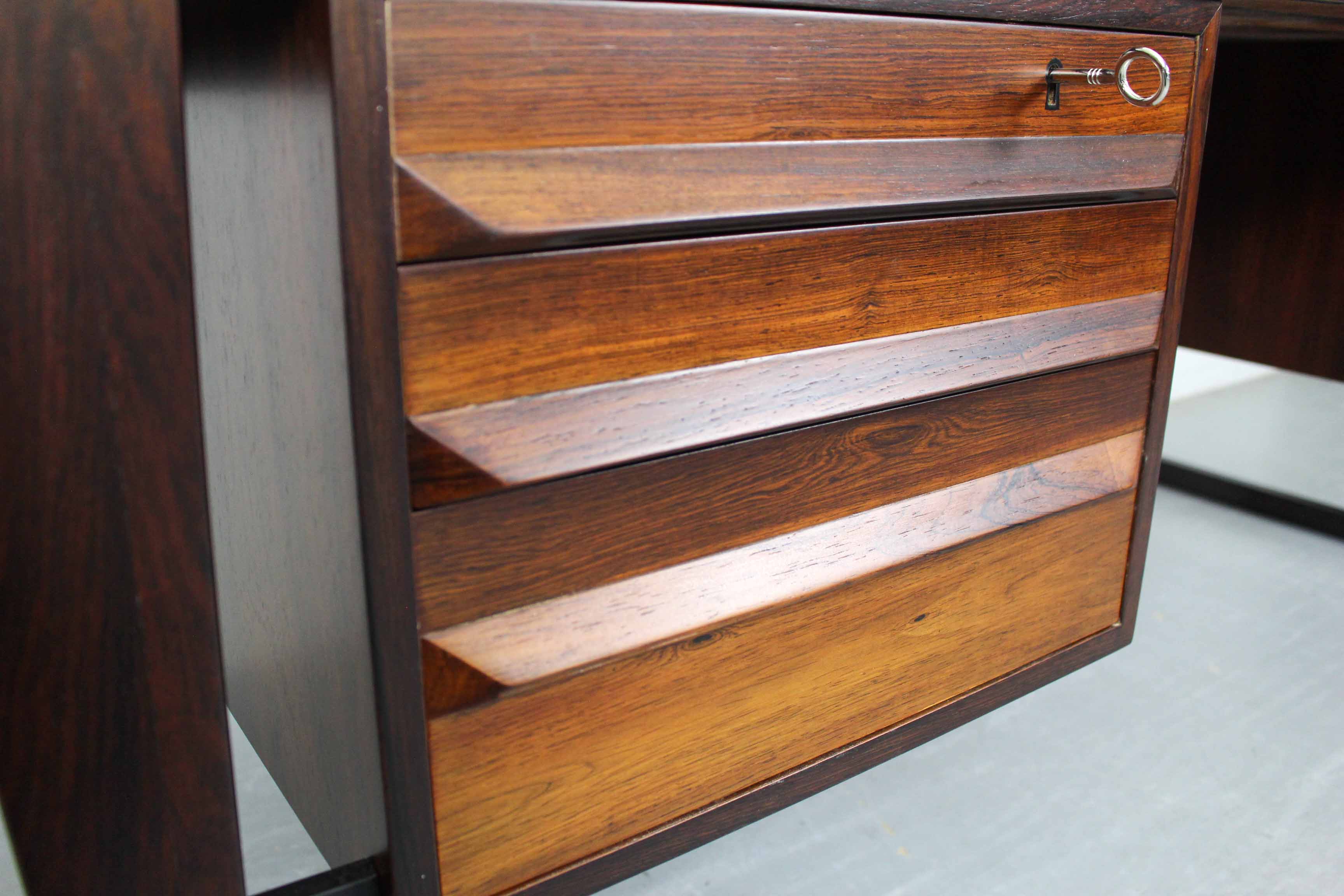 Bureau en palissandre du milieu du siècle par Kai Kristiansen