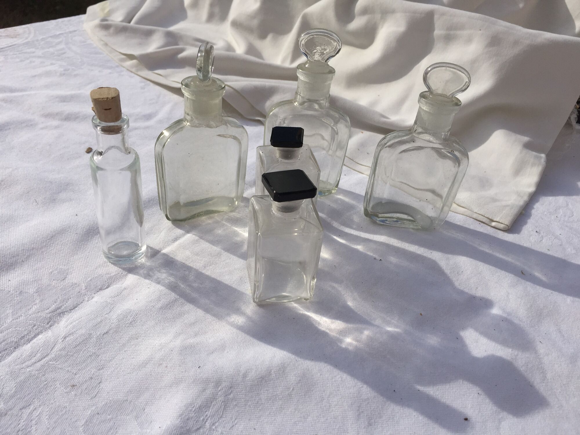 Lot of 5 bottles of apotiquaire
