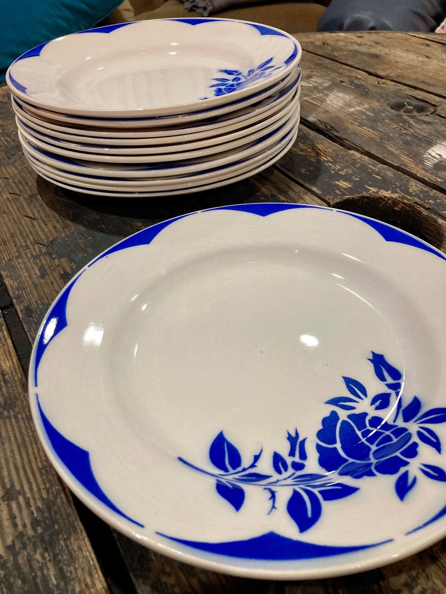 Lot of 11 plates Digoin Sarreguemines model Corsica blue