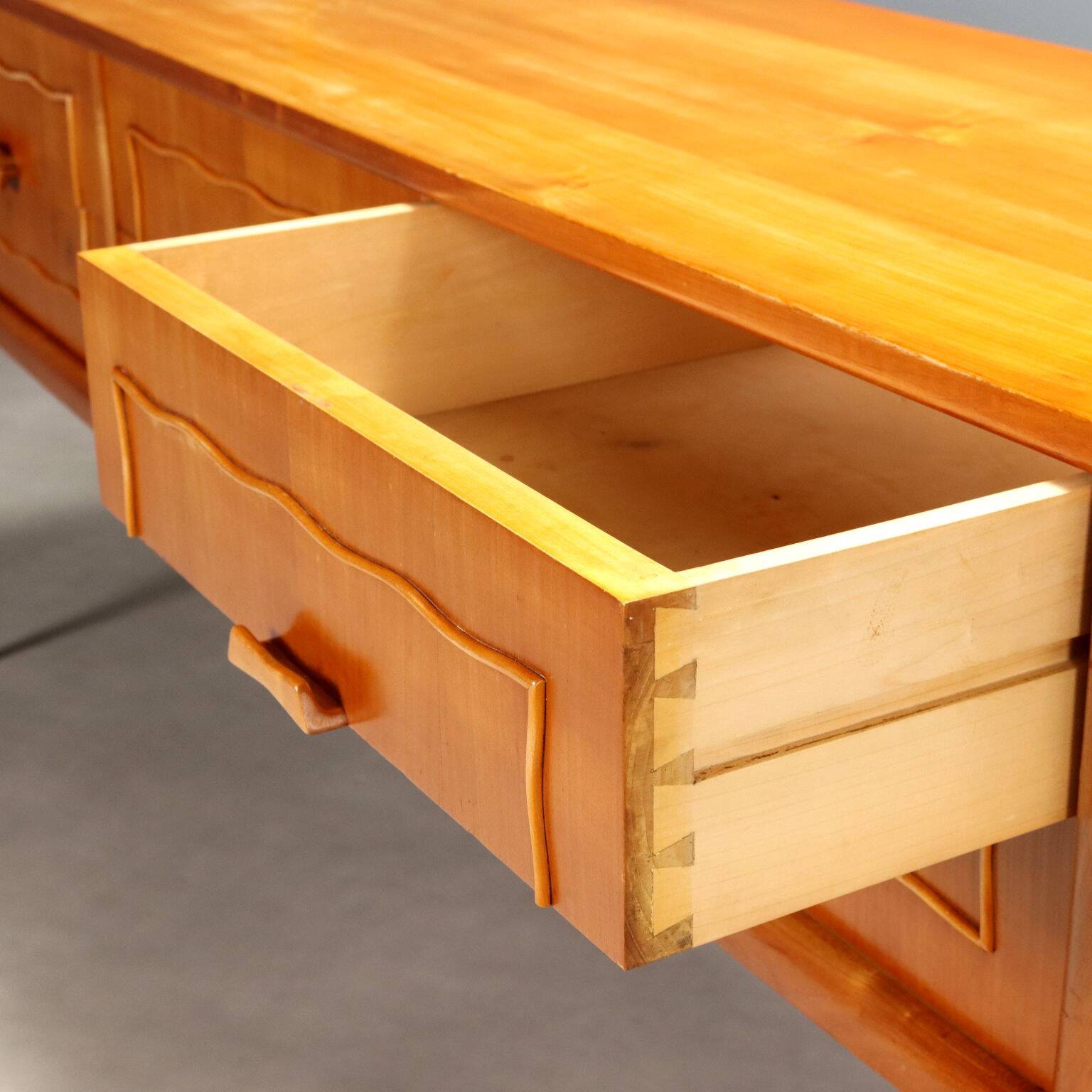 Vintage design chest of drawers veneered in cherry wood, 6 drawers, original from the 1950s