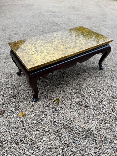 Coffee table gilded tray