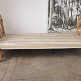 Rattan bed