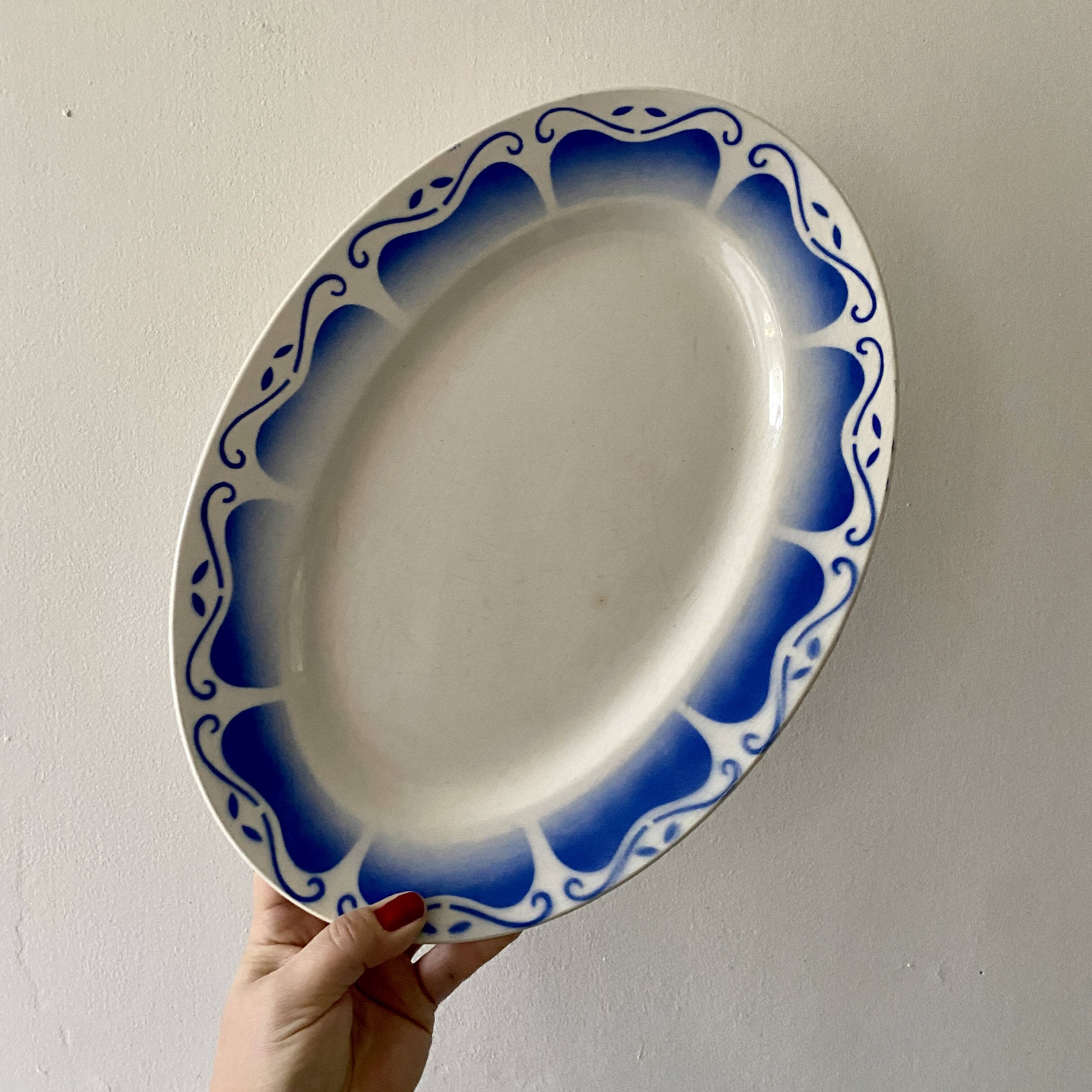 Set of 3 vintage dishes