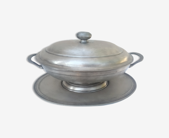 Soupière en étain