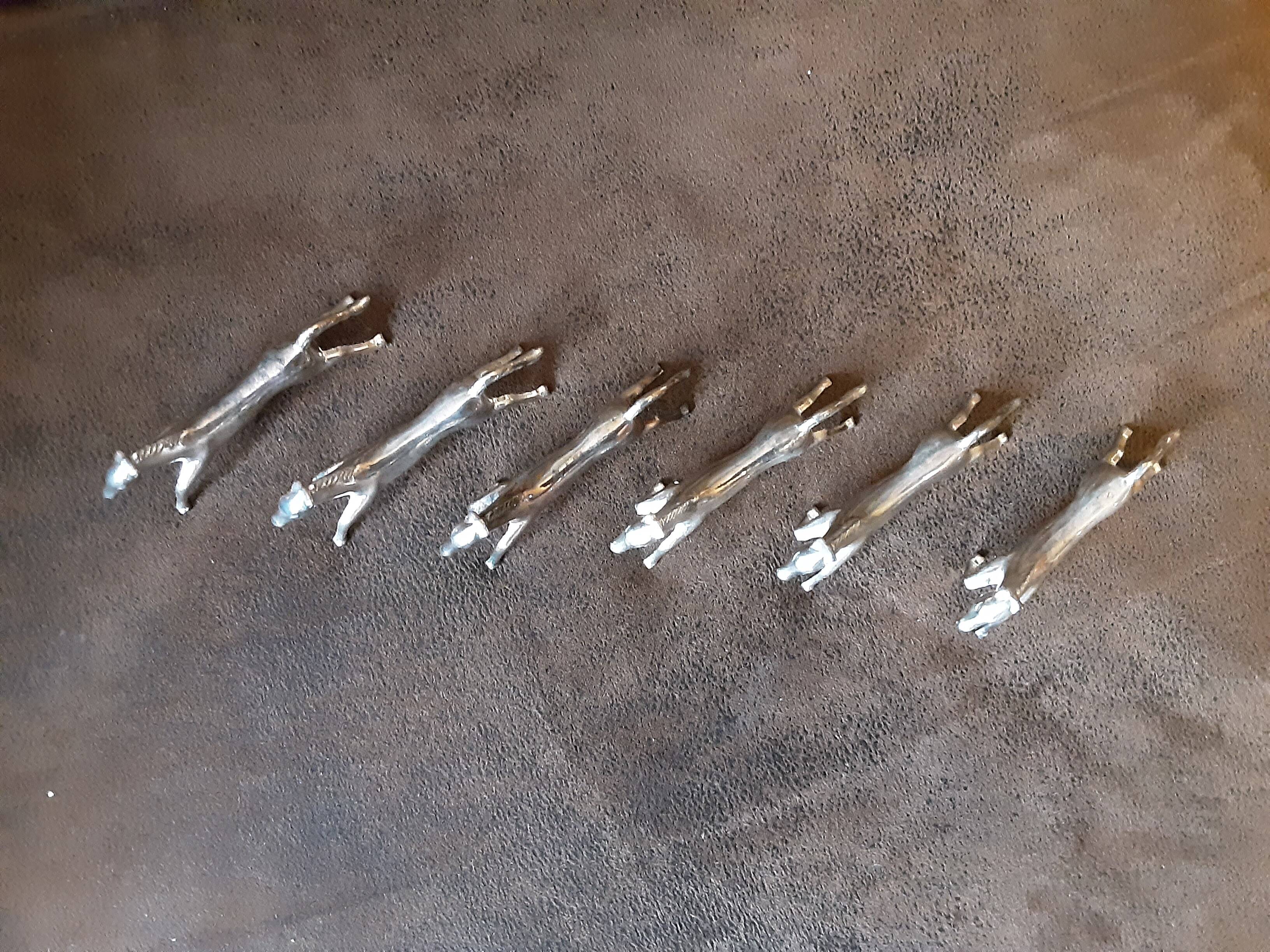 Set of 6 metal knife holders
