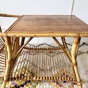 Table basse porte revues en rotin vintage