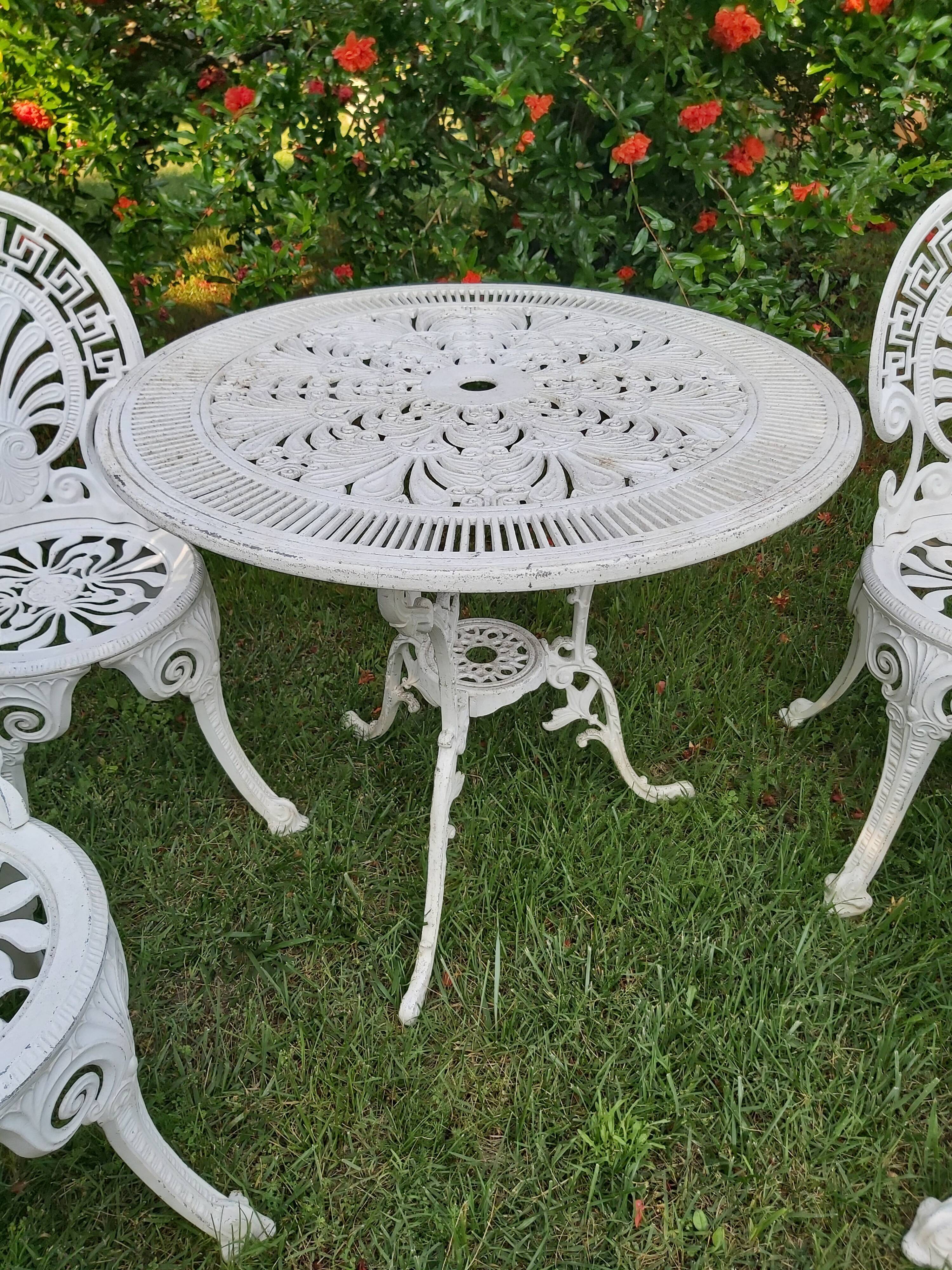Cast aluminum garden furniture