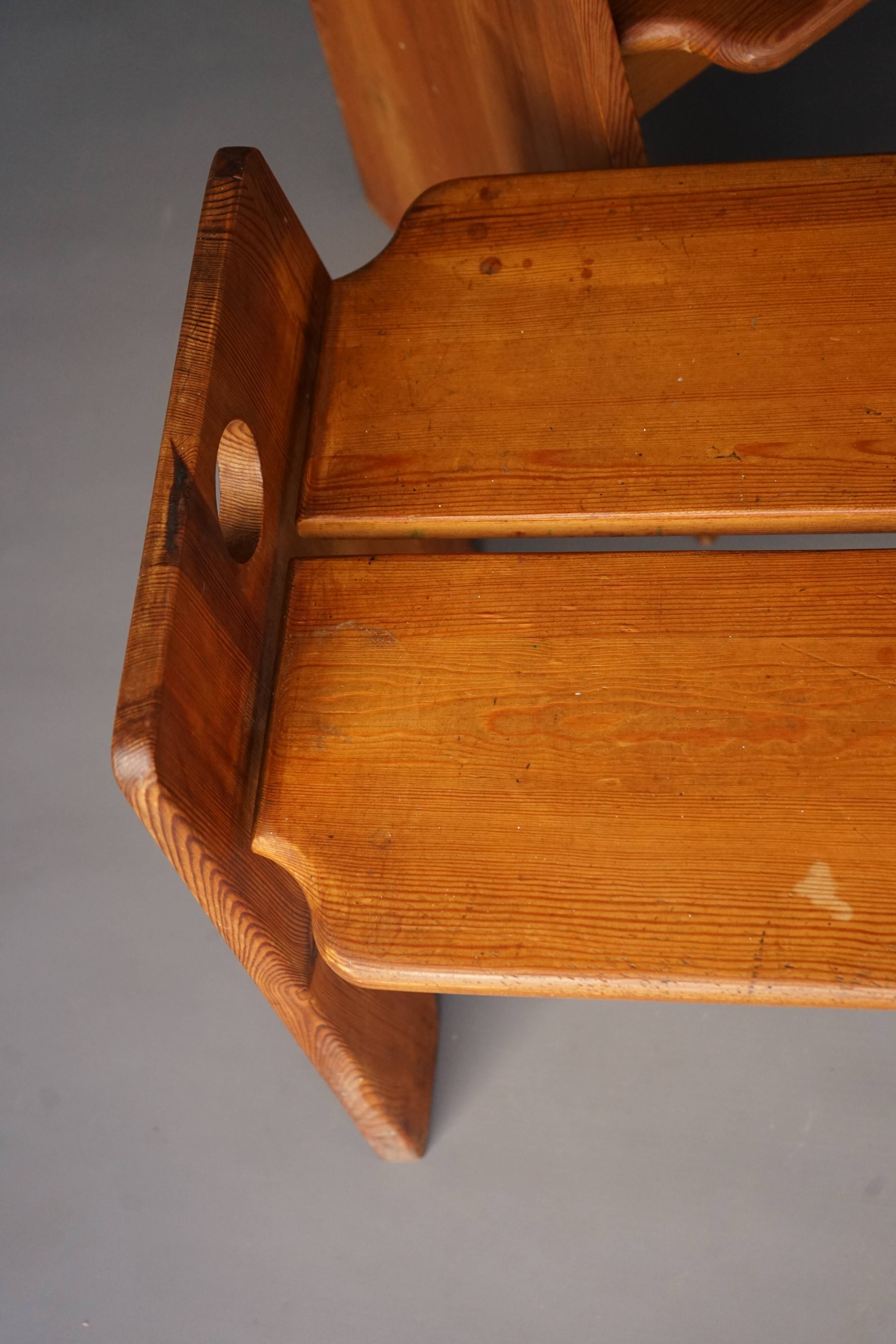 Ensemble de bancs en pin suédois du milieu du siècle par Gilbert Marklund, années 1960