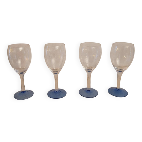 Série de 4 verres à pied en verre ciselé 50's