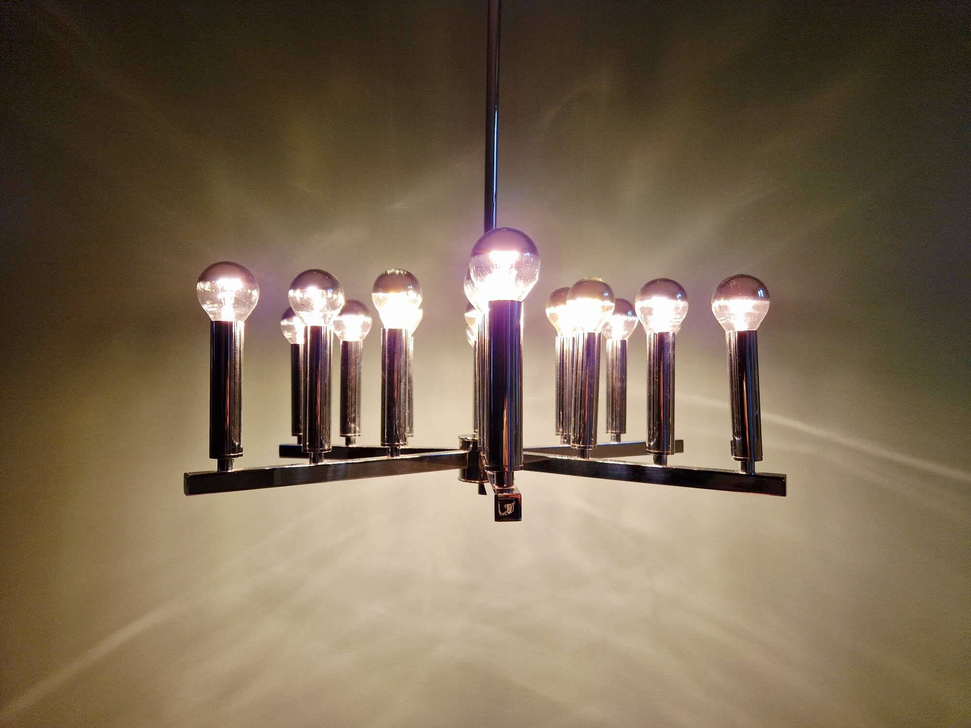 Space Age chandelier in chromed metal, 18 light points, 1970