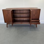 Enfilade en teck par Arne Vodder pour Sibast - 1960