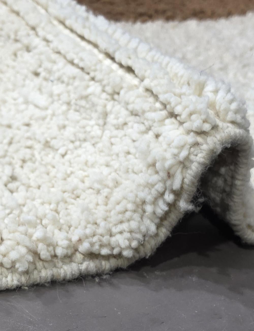 Modern handmade rug from Morocco - 303 x 255 cm