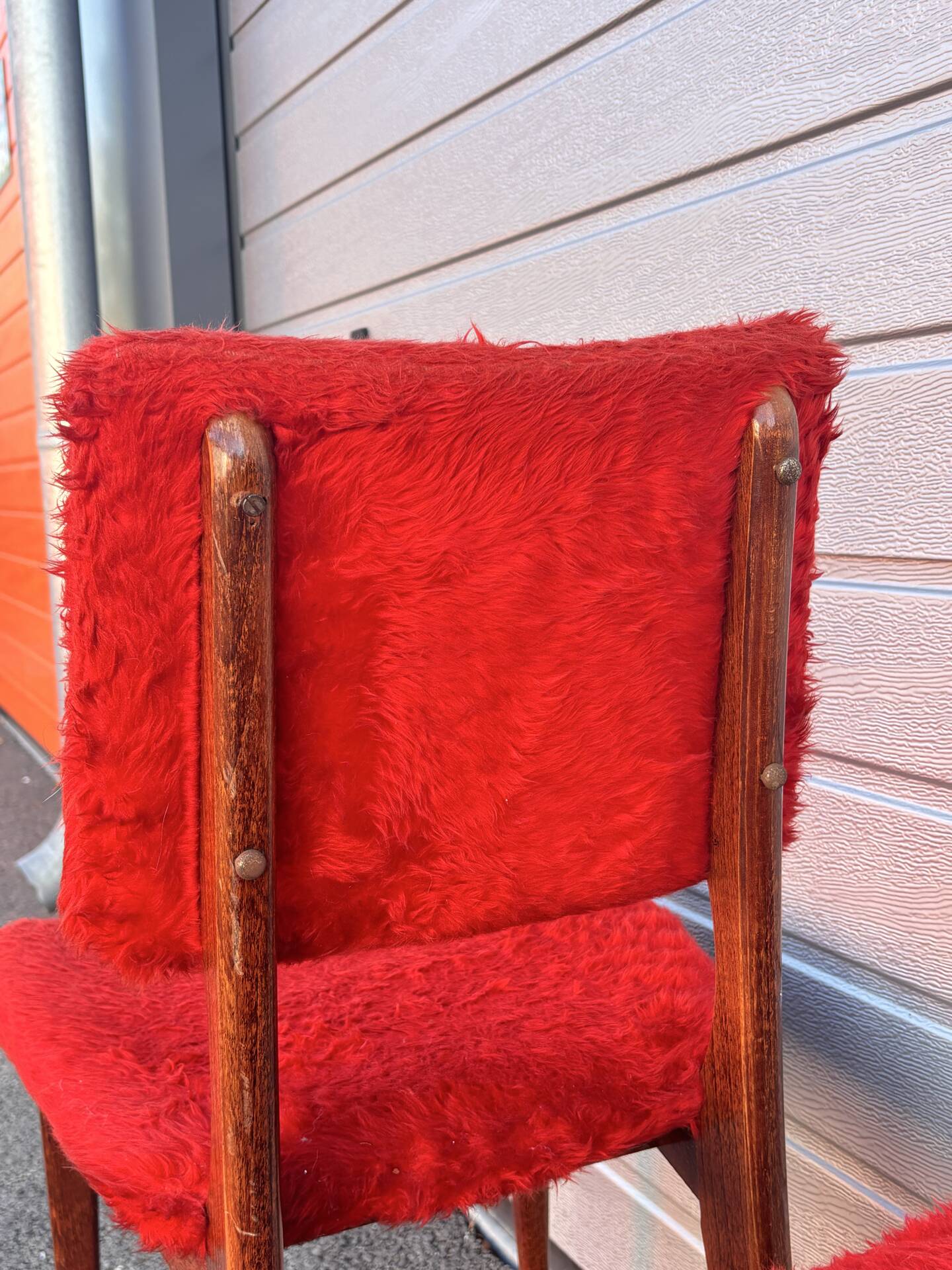 Pair of vintage wooden chairs with red fabric – 1960s/70s