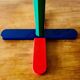 Paire de portemanteaux pour enfants vintage - forme de crayon