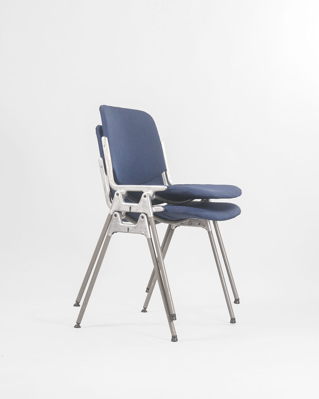 Set of six DSC 106 chairs by Giancarlo Piretti For Castelli