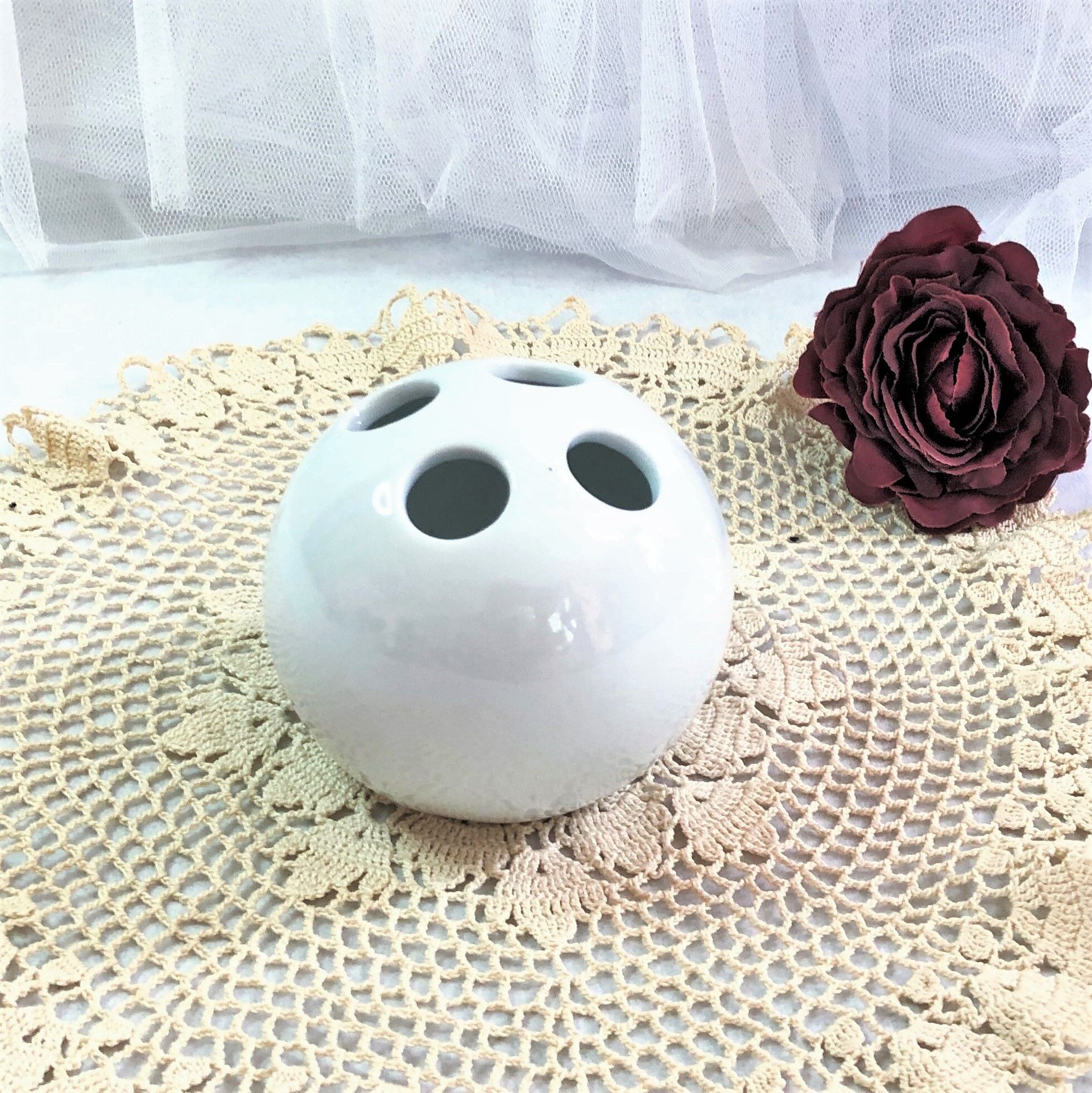 Bouquet maker vase soliflore porcelain