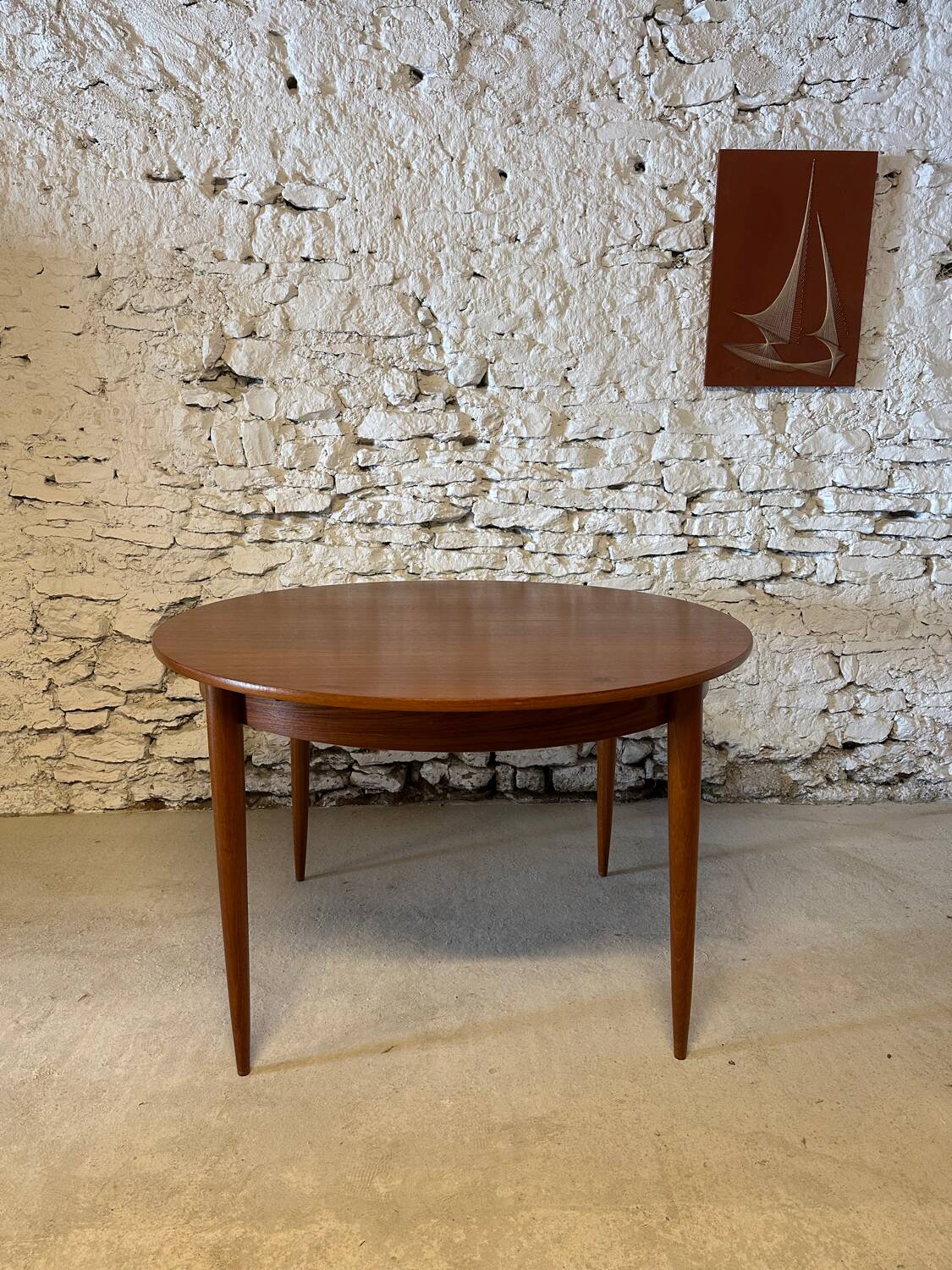 1960s Scandinavian extendable teak round table