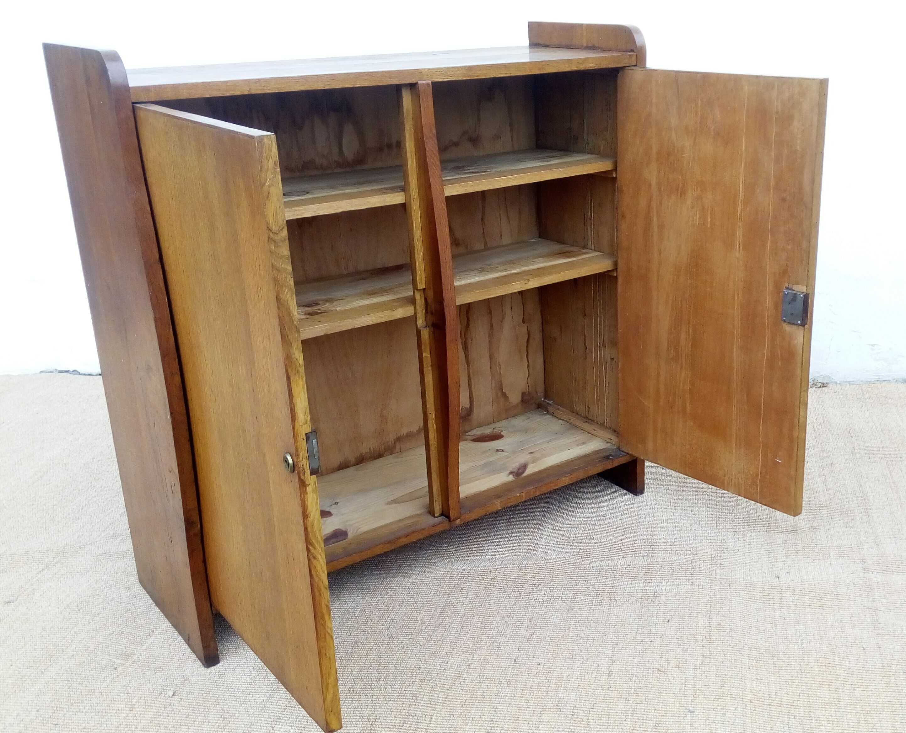 Armoire scolaire