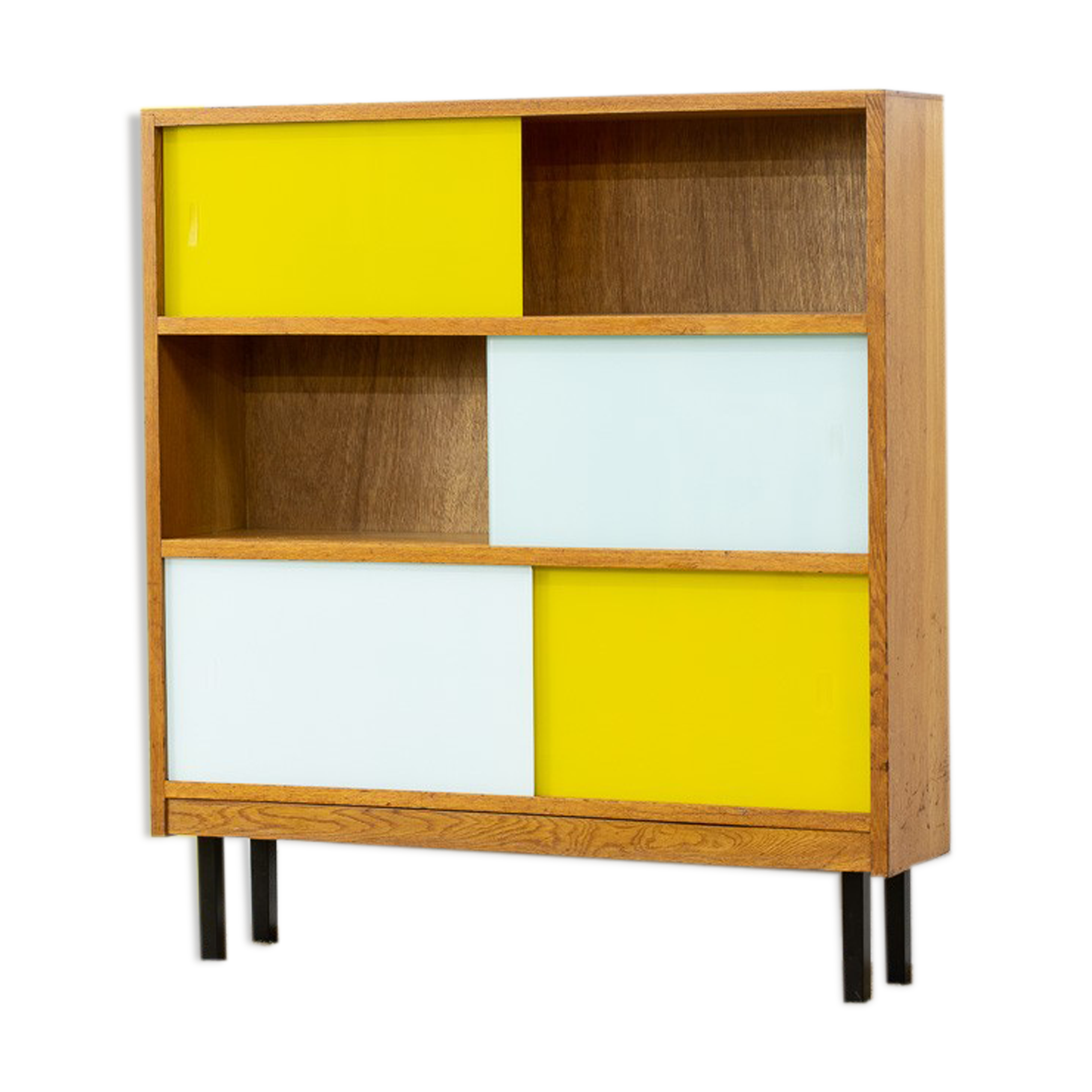 Vintage Scandinavian Bookcase – 91 cm