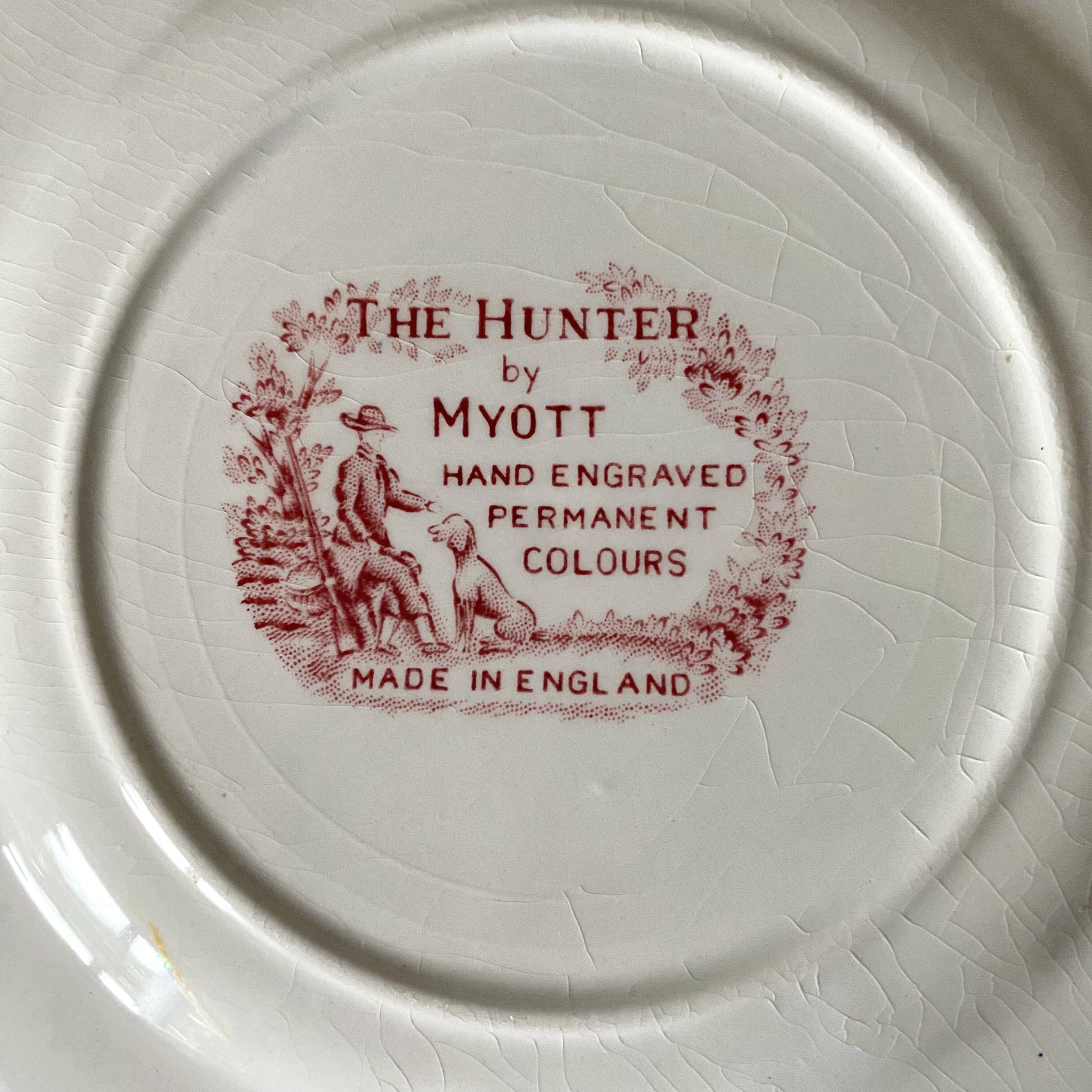English porcelain dessert plates "the hunter" by Myott