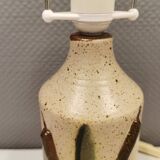 Large ceramic table lamp in beige with "straw" motifs
