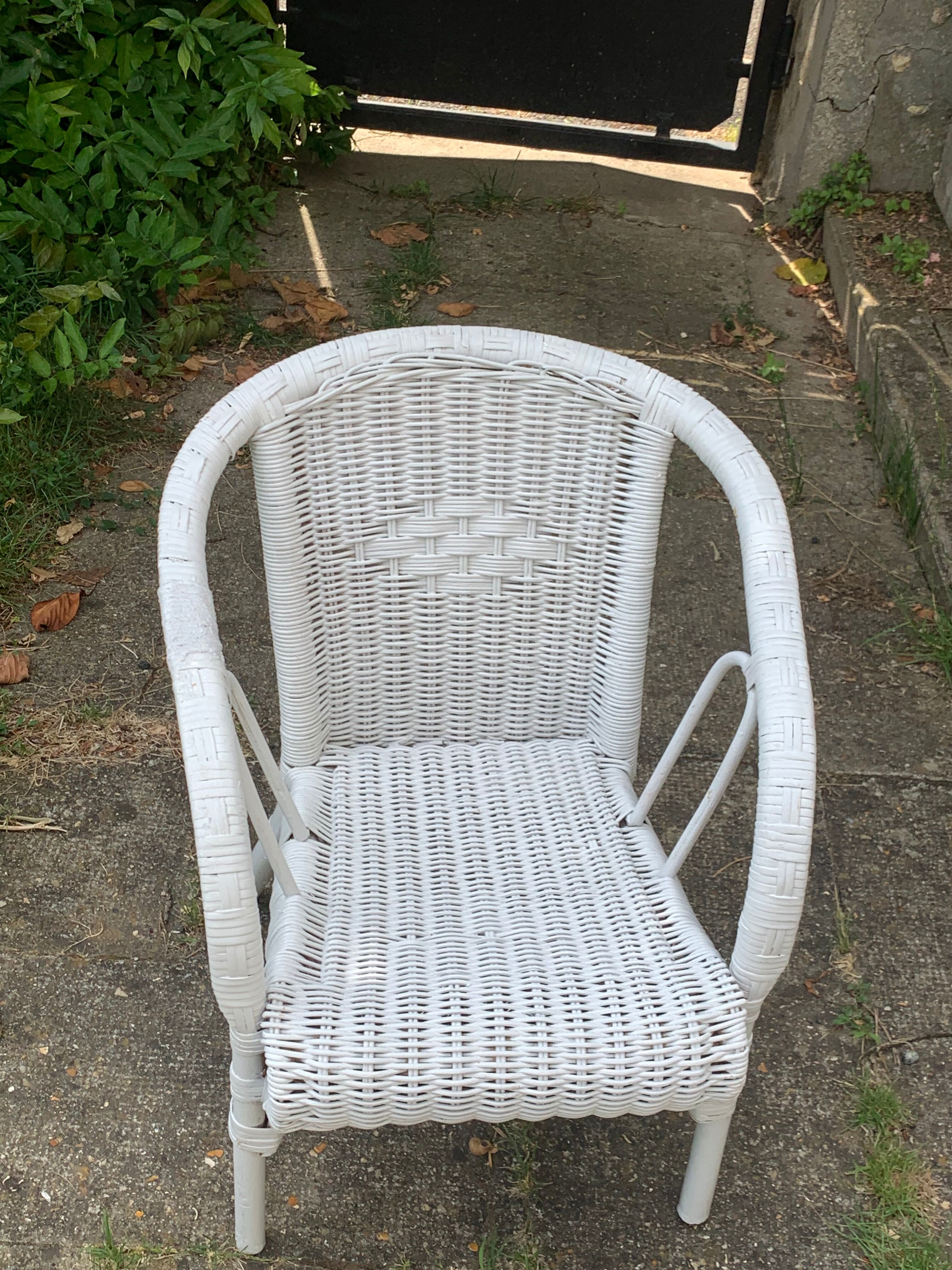 Fauteuil enfant en osier blanc vintage
