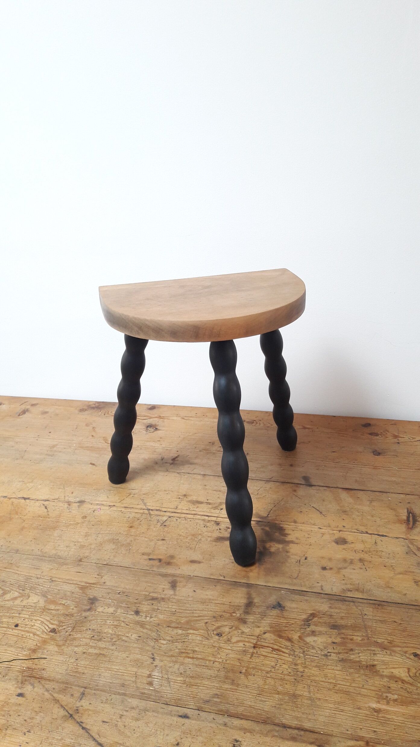 Renovated v stool