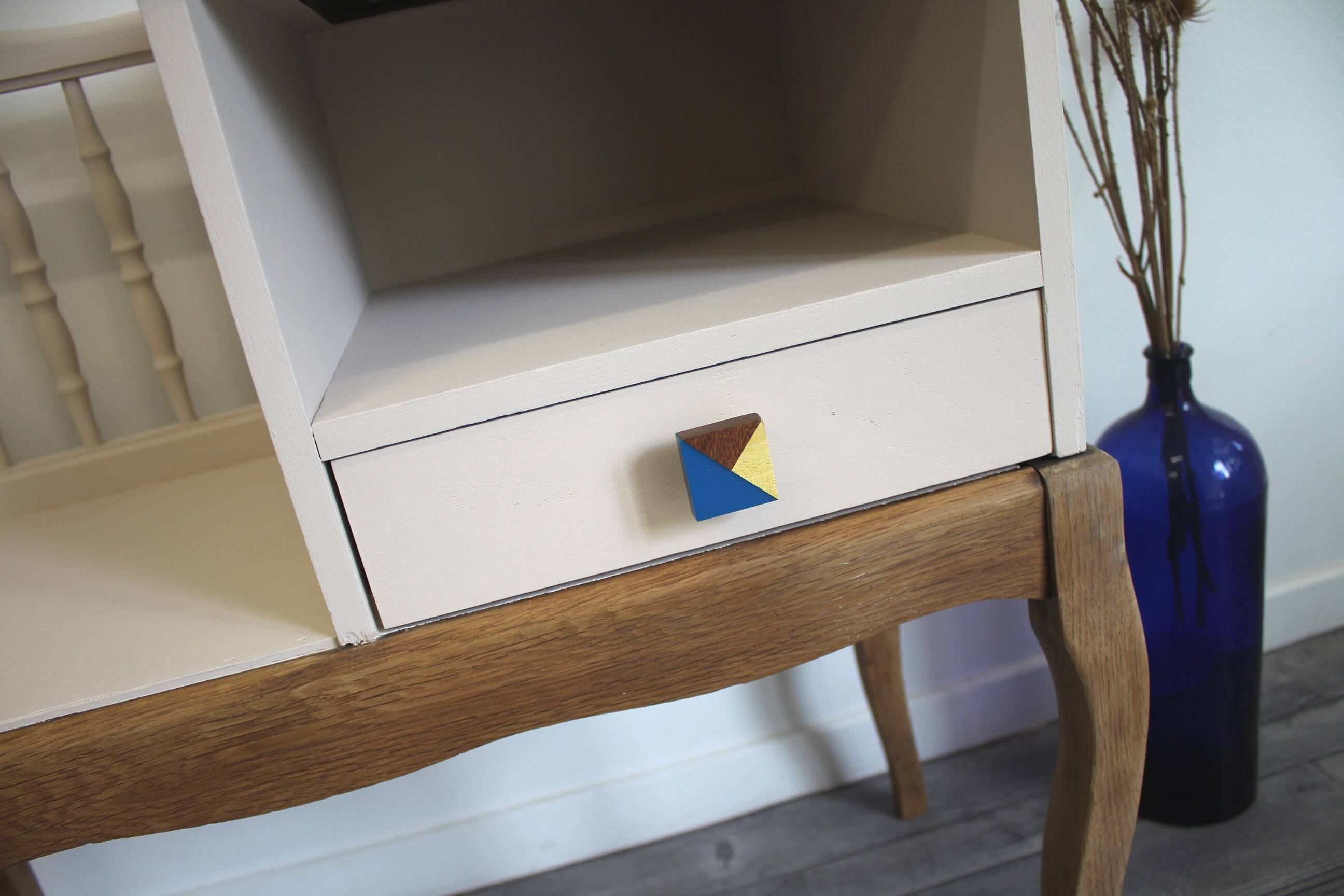 Redesigned beige and wood telephone bench