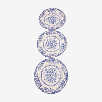 3 plates blue flower vintage English porcelain