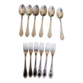 Un lot de 6 fourchettes + 6 cuillères métal argenté feuillage