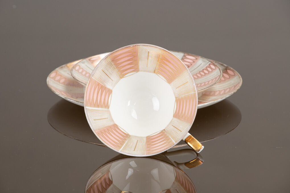 Cup and saucer set in bavaria 1950 porcelain