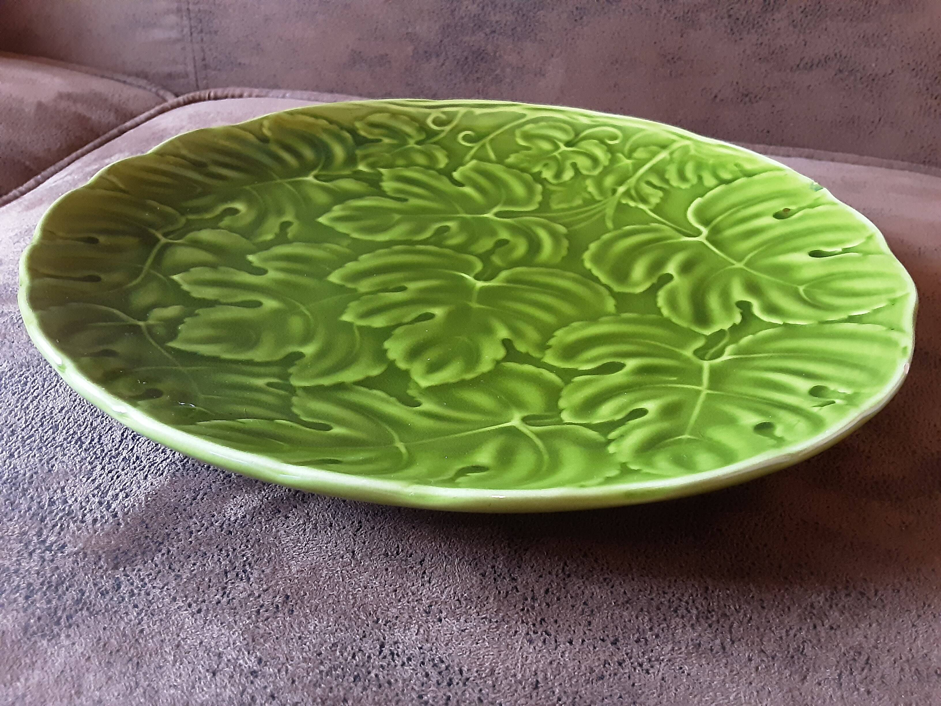 Small original round dish