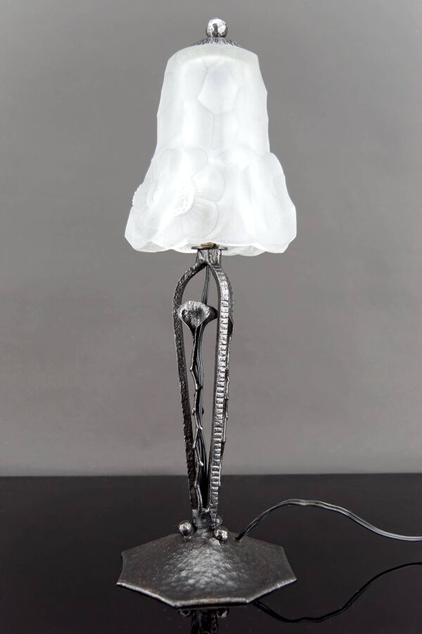 Lampe Art Déco en Fer Forgé, Tulipe Florale signée Degué, France, c. 1930